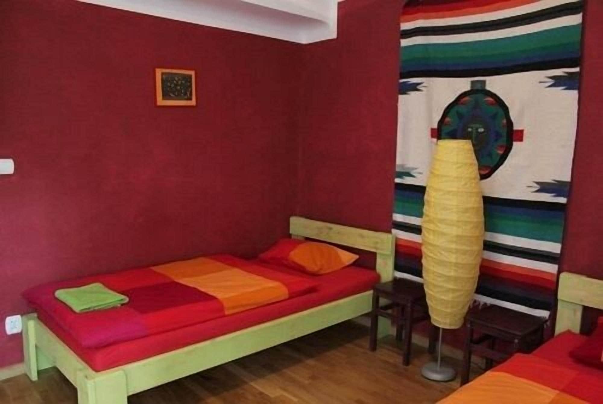 El Hostel Warszawa Eksteriør billede