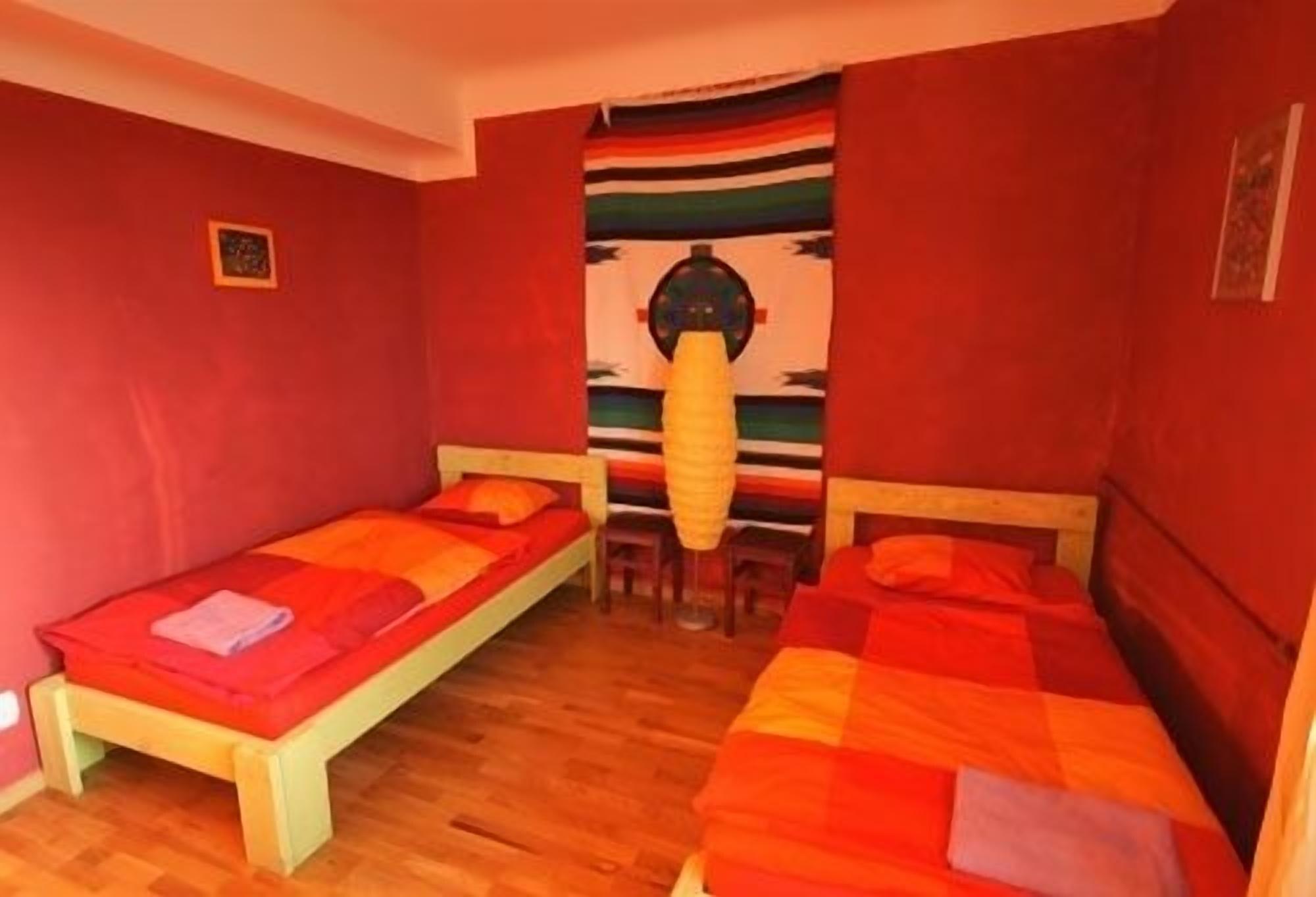 El Hostel Warszawa Eksteriør billede