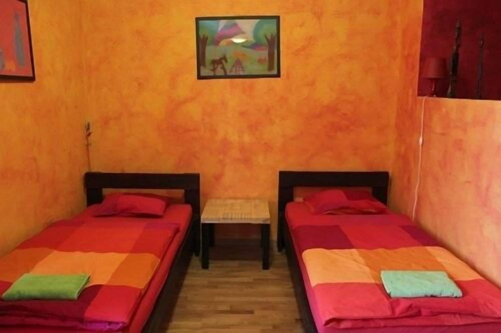 El Hostel Warszawa Eksteriør billede