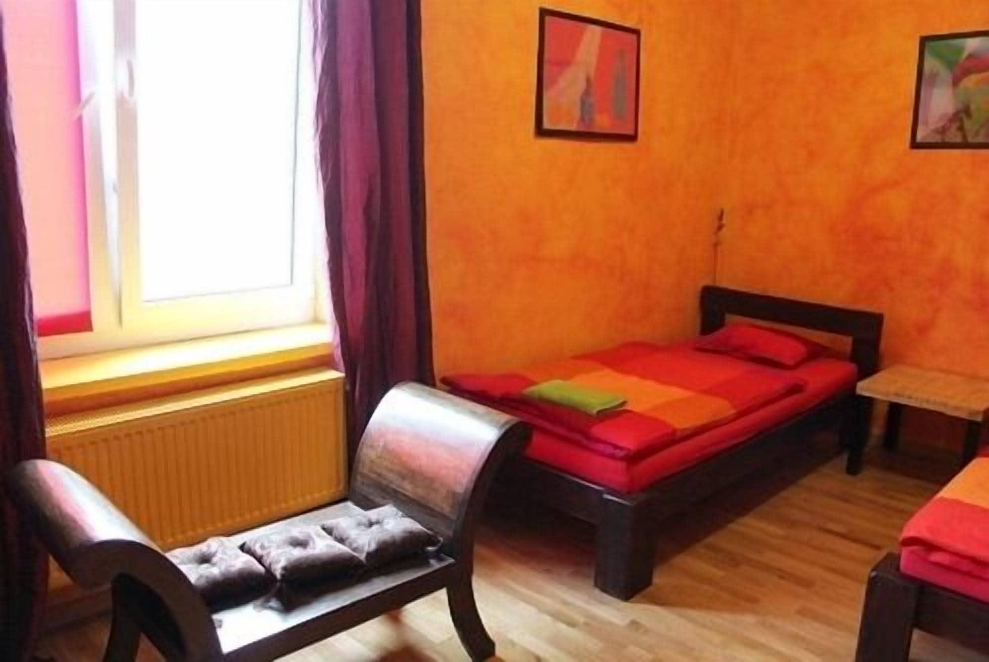 El Hostel Warszawa Eksteriør billede