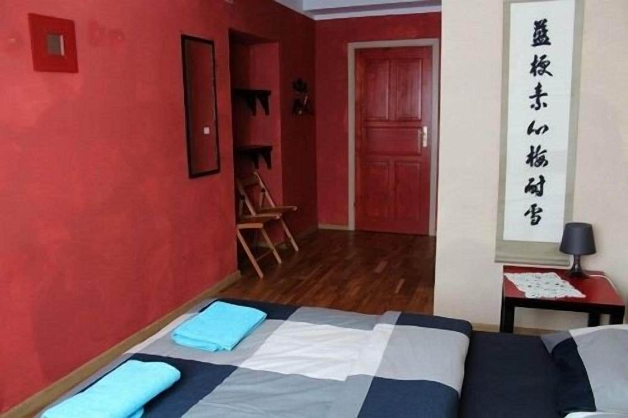 El Hostel Warszawa Eksteriør billede