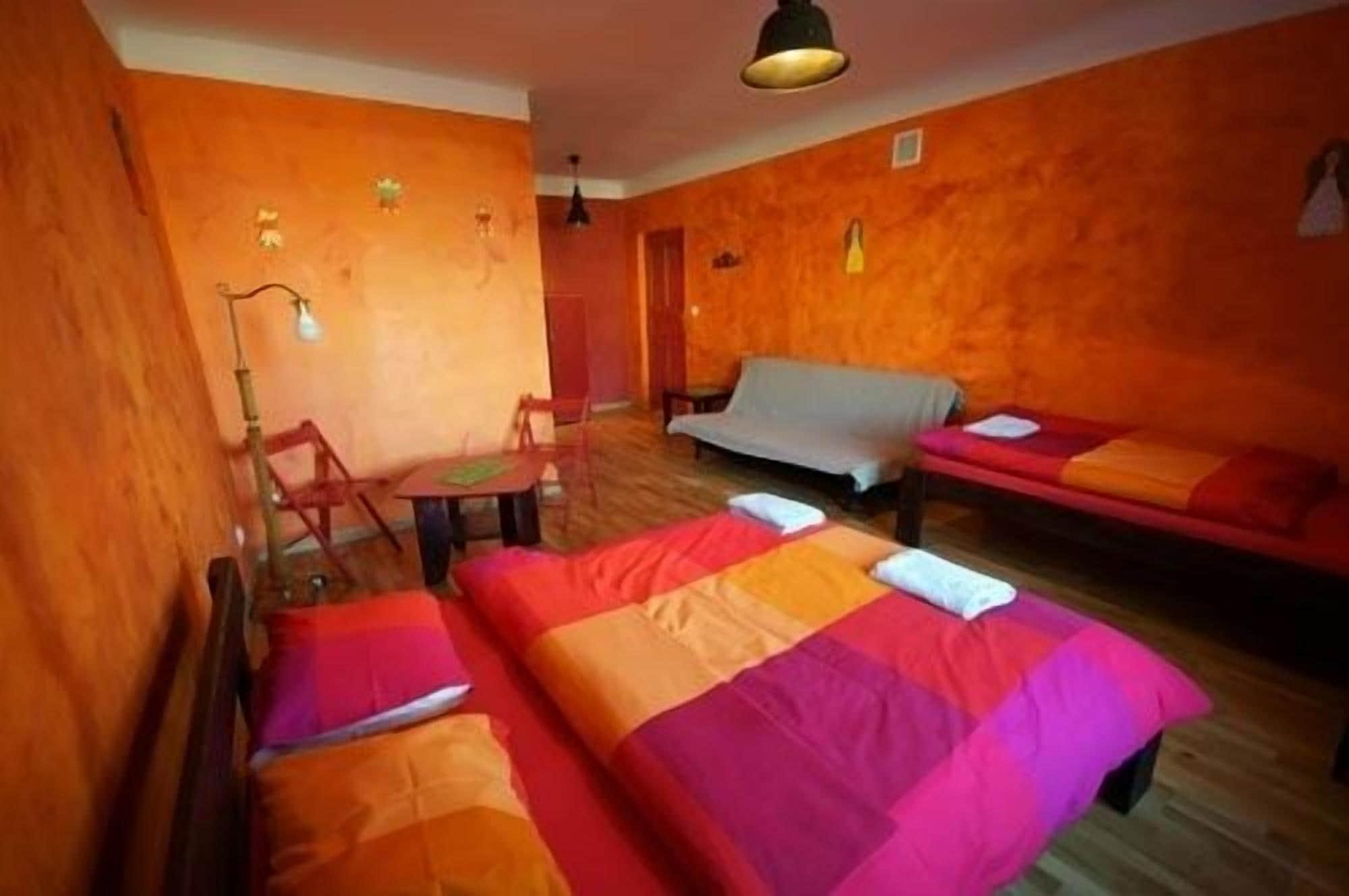 El Hostel Warszawa Eksteriør billede
